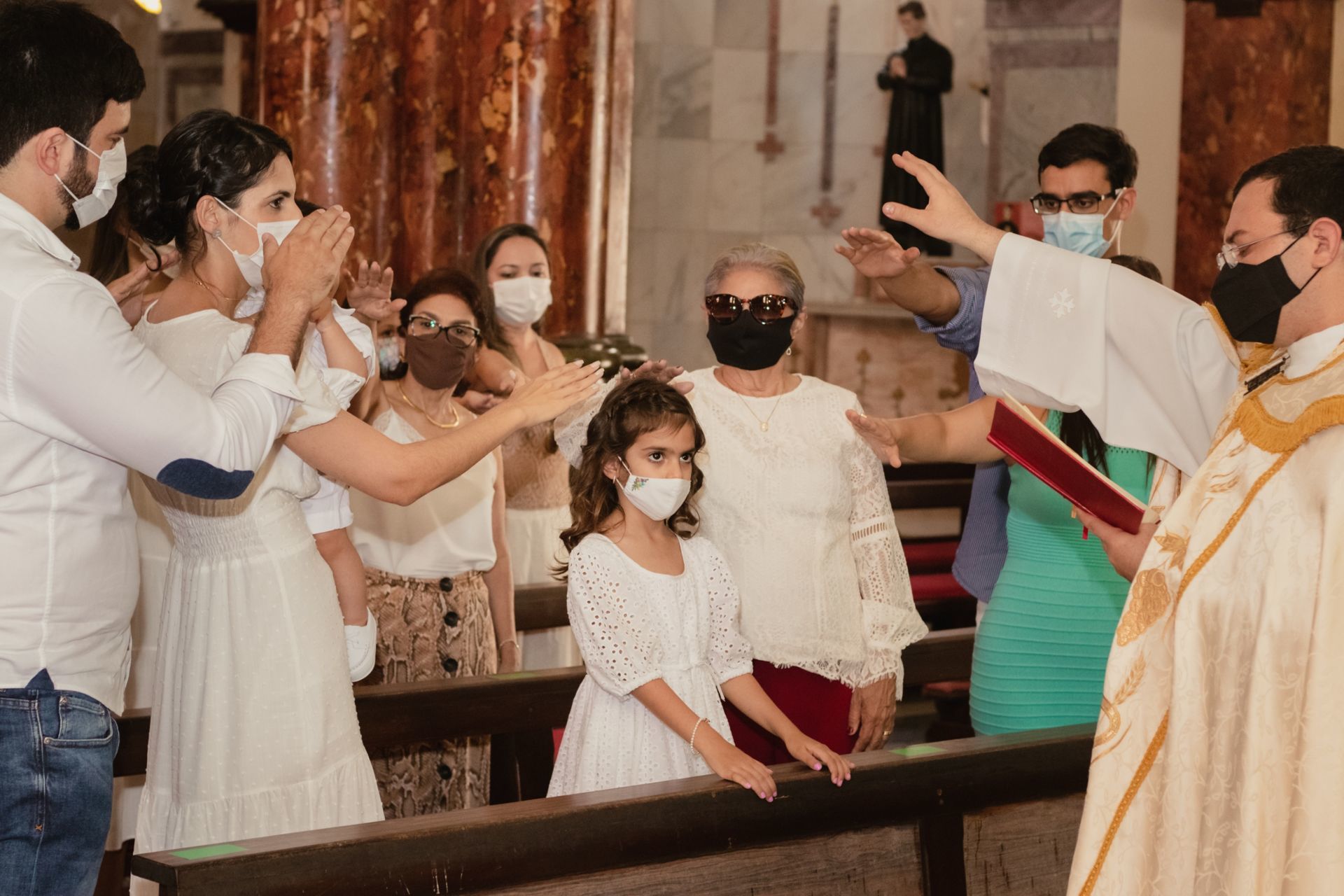 Foto Batizado de Theo e Sophia - Igreja do Salesiano, Recife Foto Batizado de Theo e Sophia - Igreja do Salesiano, Recife - Imagem 21