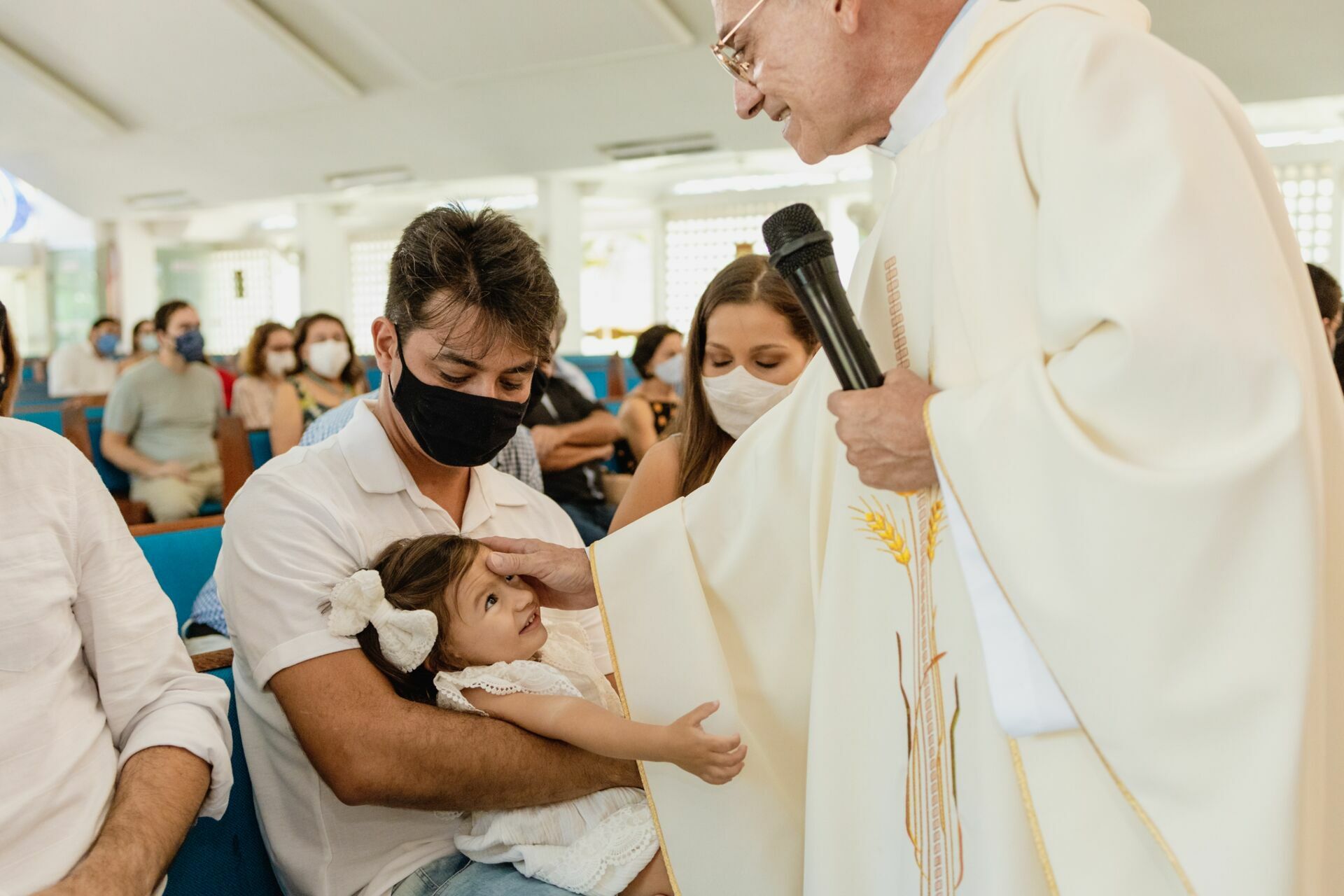 Foto Batizado de Clara e Júlia - Igreja Nossa Senhora de Fátima de Boa Viagem Foto Batizado de Clara e Júlia - Igreja Nossa Senhora de Fátima de Boa Viagem - Imagem 24